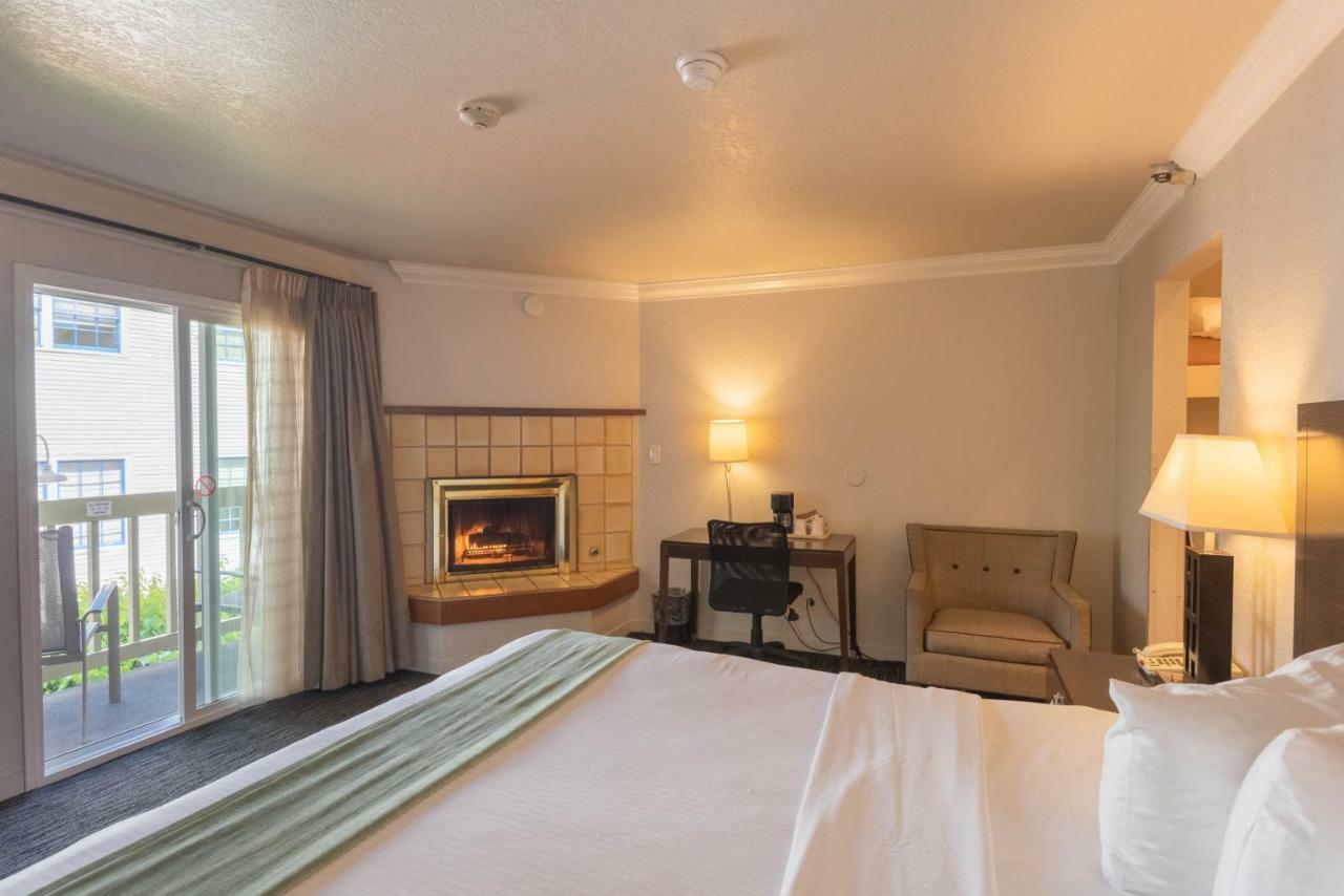 Cannery Row Inn Monterey Exterior photo